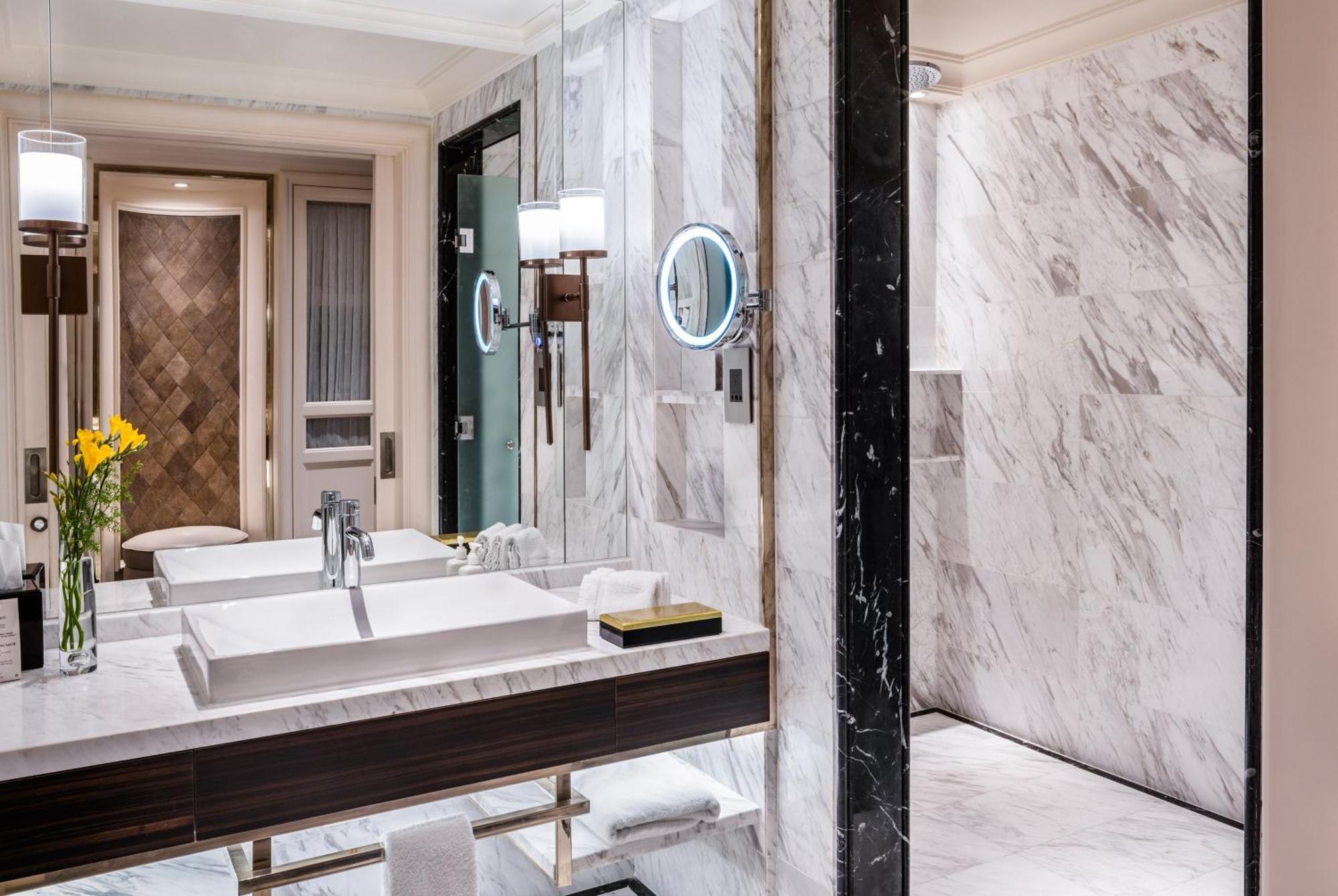 Phòng Signature Premium - Quyền Sử Dụng Lounge